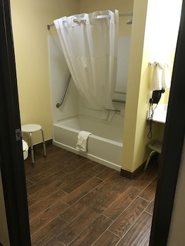 Standard Room, 1 King Bed, Accessible