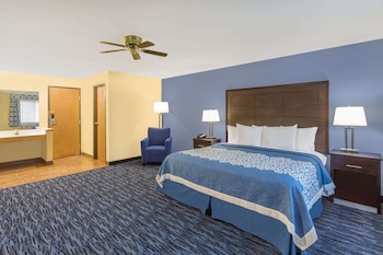 Standard Room, 1 King Bed, Accessible