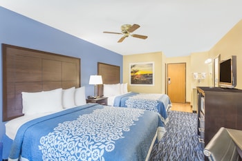 Standard Room, 2 Queen Beds
