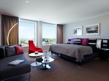 Upper House Superior Room (Free Spa Access)