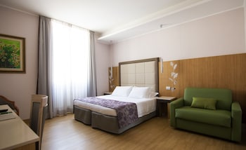 Triple Room, City View