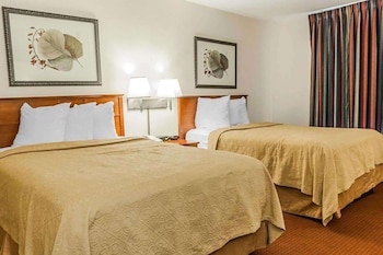 Room, 2 Double Beds, Accessible, Non Smoking (Mobility/Hearing, Roll in Shower)