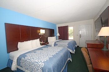 Standard Double Room, 2 Queen Beds, Smoking