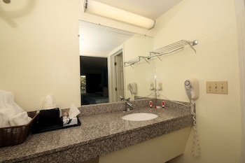 Standard Double Room, 2 Queen Beds, Smoking