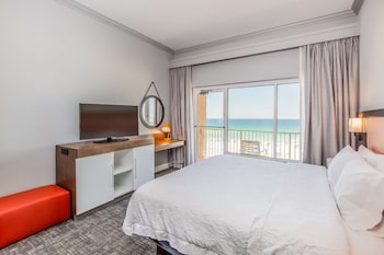 1 Bedroom Suite w/Kitchen, 2 Balconies, Gulf Front,  Non-Smoking