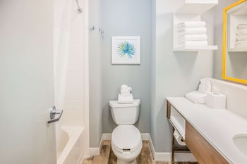 Two Queen Beds, Gulf View, 1st Floor, No Patio, Non-Smoking