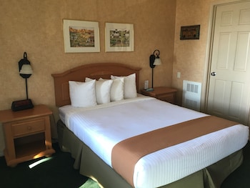 Deluxe Room, 1 Queen Bed