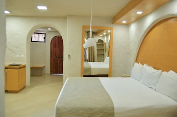 Family Room, Multiple Beds
