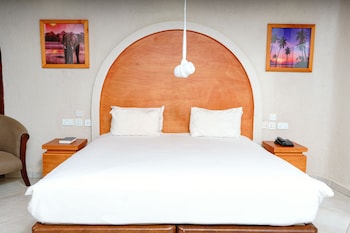 Deluxe Room, 1 King Bed