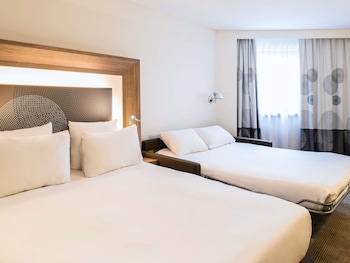 Superior Room, 1 Queen Bed with Sofa bed