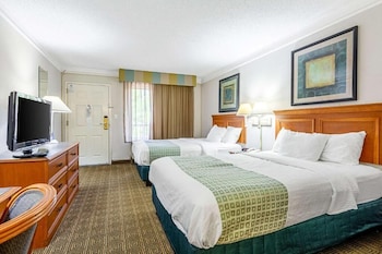Standard Room, 2 Double Beds, Smoking