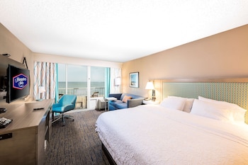 Premium Room, 1 King Bed with Sofa bed, Oceanfront (Study, High Floor)