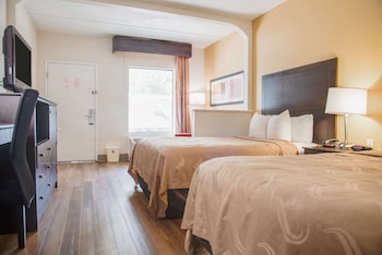 Standard Room, 2 Double Beds, Non Smoking