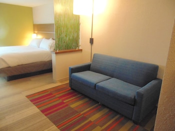Suite, 1 King Bed, Non Smoking