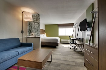 Suite, 1 King Bed, Non Smoking