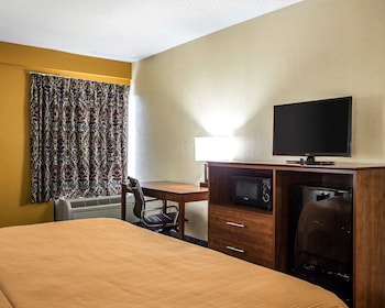 Standard Room, 1 King Bed, Non Smoking