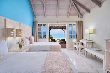 Royal Palm Beach Room (2 Double Beds)