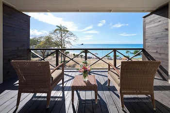 Superior Seaview Room (1 King Beds)