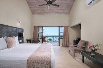 Superior Seaview Room (1 King Beds)