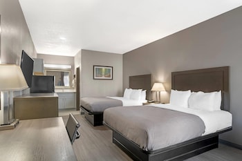 Room, 2 Queen Beds, Non Smoking (Upgrade)
