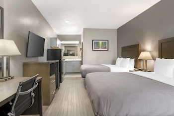 Room, 2 Queen Beds, Non Smoking (Upgrade)