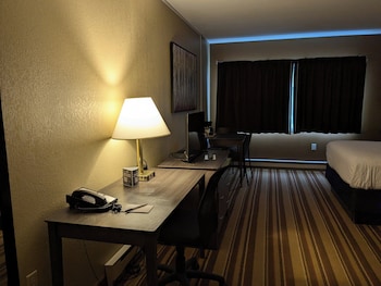 Room, 2 Queen Beds, Non Smoking