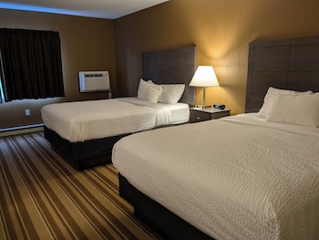 Room, 2 Queen Beds, Non Smoking