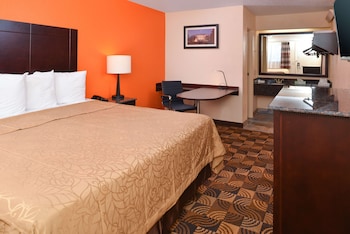 Business Room, 1 King Bed, Smoking