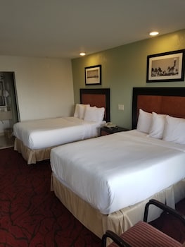 Standard Room, 2 Double Beds, Non Smoking