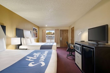 Standard Room, 2 Queen Beds