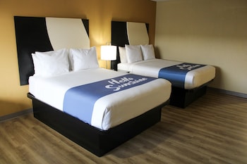 Standard Room, 2 Queen Beds