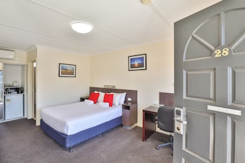 Standard Queen with Desk Room