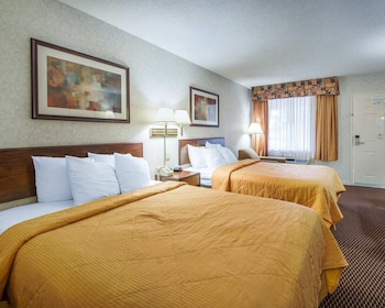 Standard Room, 2 Queen Beds, Non Smoking