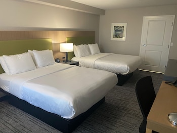 Room, 2 Queen Beds, Non Smoking