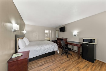 Room, 1 King Bed, Non Smoking
