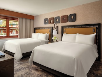 Deluxe Room, 2 Queen Beds (Premier)