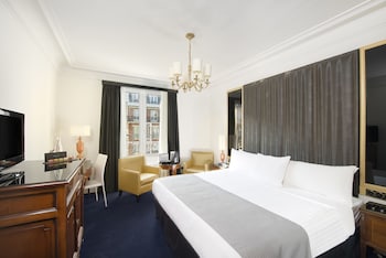 Grand Premium Room