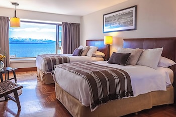 Deluxe Room, 2 Double Beds, Lake View (Pool Access)