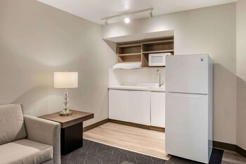 Family Suite, 1 King Bed with Sofa bed, Non Smoking
