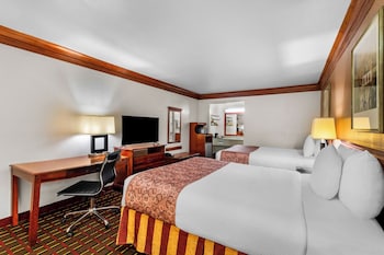 Room, 2 Queen Beds, Non Smoking