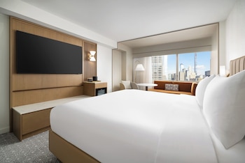 Room, 1 King Bed, City View