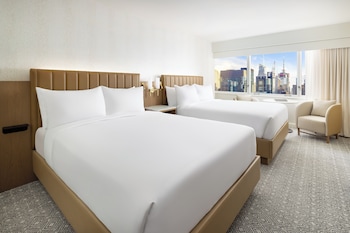 Room, 2 Double Beds (Times Square View)