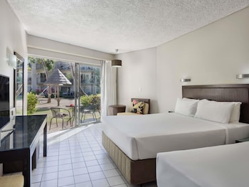 Deluxe Room, 2 Queen Beds