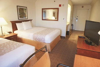 Room, 2 Queen Beds, Non Smoking