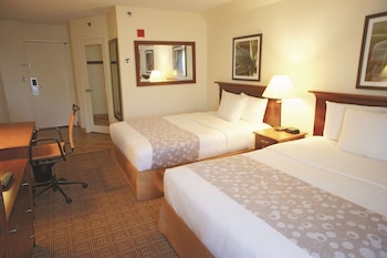 Room, 2 Queen Beds, Non Smoking