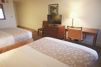 Room, 2 Queen Beds, Non Smoking