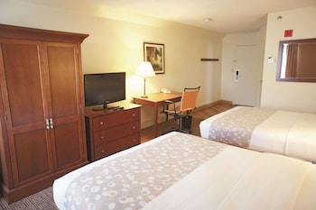 Room, 2 Queen Beds, Non Smoking