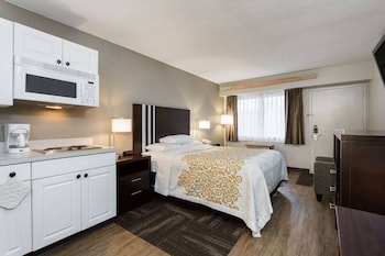 Efficiency, Room, 1 Double Bed, Non Smoking