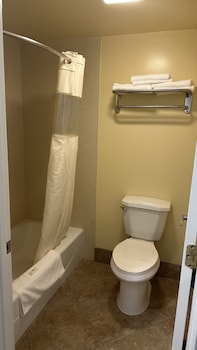 Deluxe Suite, 1 King Bed