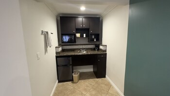 Deluxe Room, 2 Queen Beds